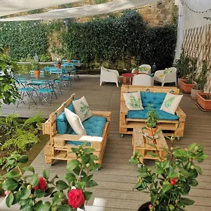 Bed & Breakfast Borgo Vergini Garden Napels