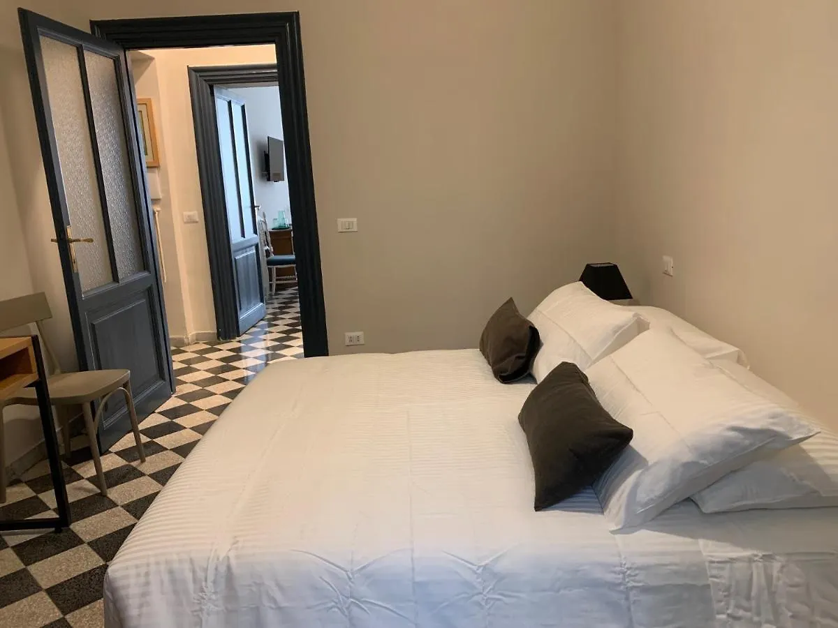Hotel Santa Monica Townhouse à Rome Maison d'hôtes